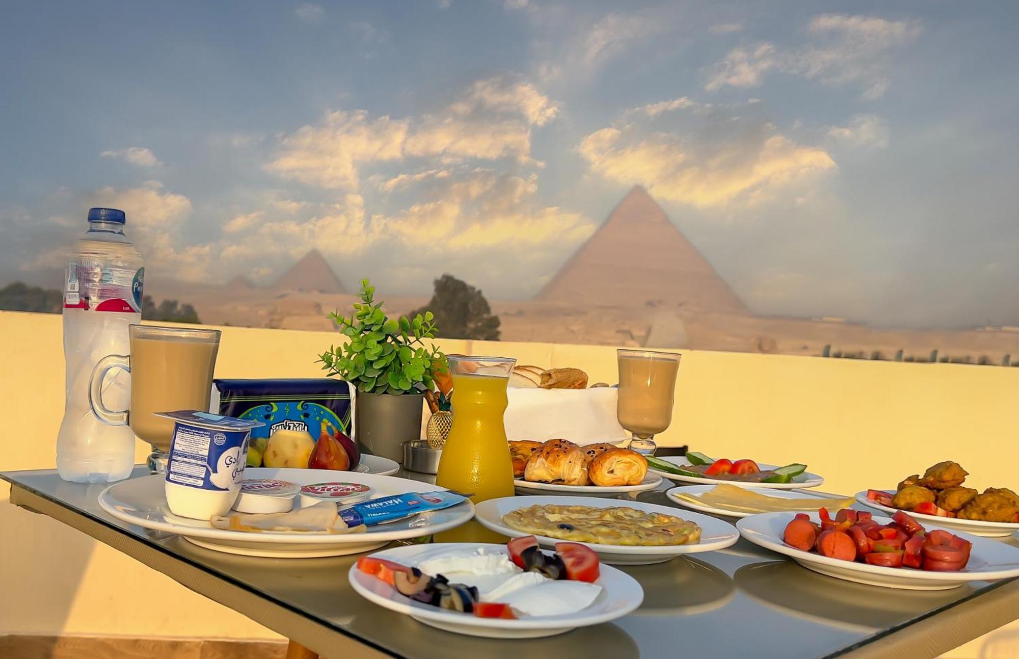 Giza Pyramids Inn Kafret el-Gabal Eksteriør billede