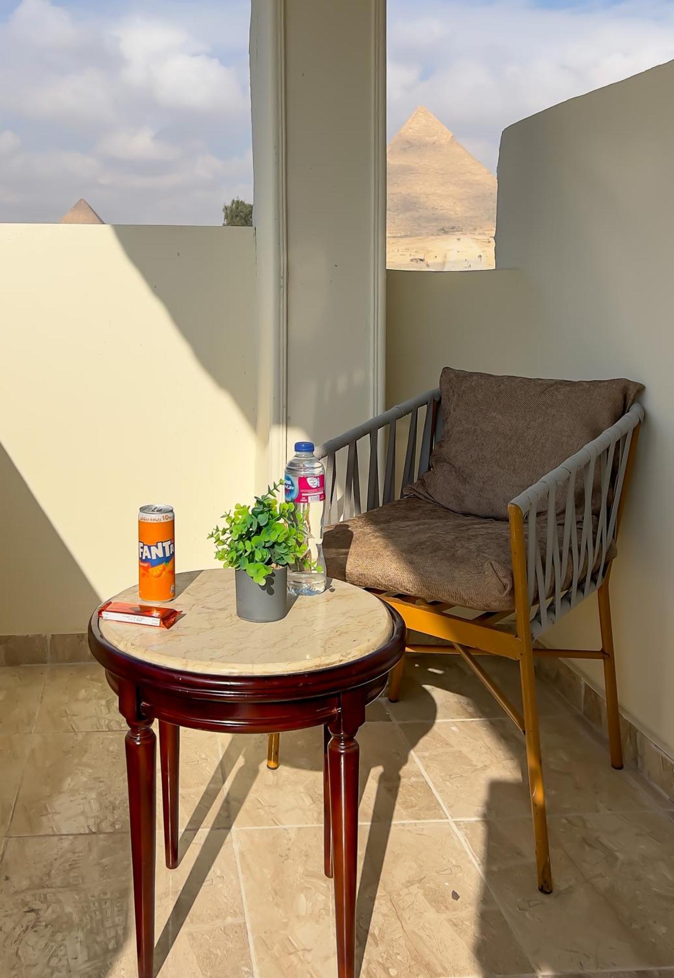 Giza Pyramids Inn Kafret el-Gabal Eksteriør billede