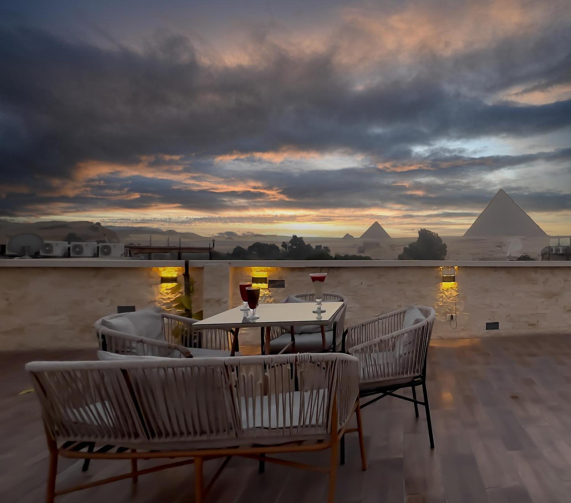 Giza Pyramids Inn Kafret el-Gabal Eksteriør billede
